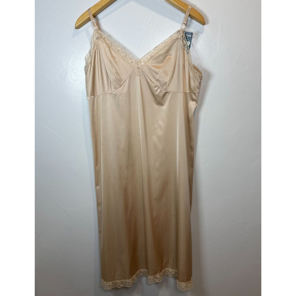Vanity Fair Full Slip Dress Beige 26" Length Size XL NWT Layering Neutral - Picture 2 of 11